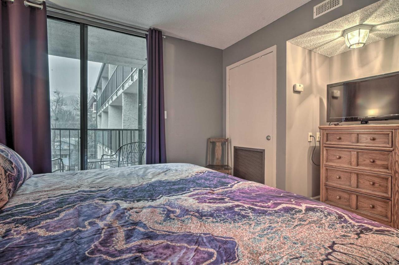 Cozy Downtown Gatlinburg Condo With Pool Access Eksteriør bilde